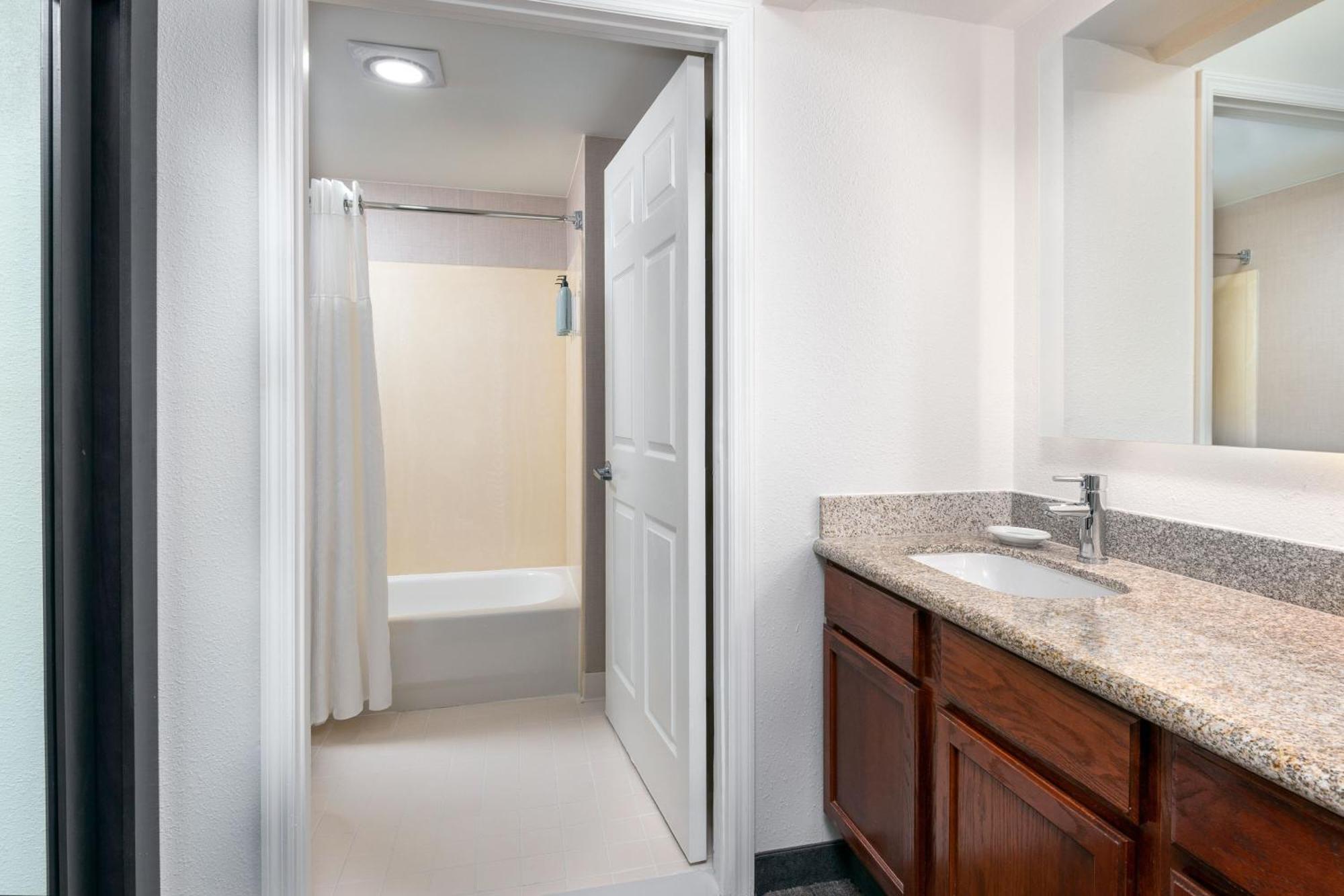 Hotel Greenville-spartanburg Airport 3*