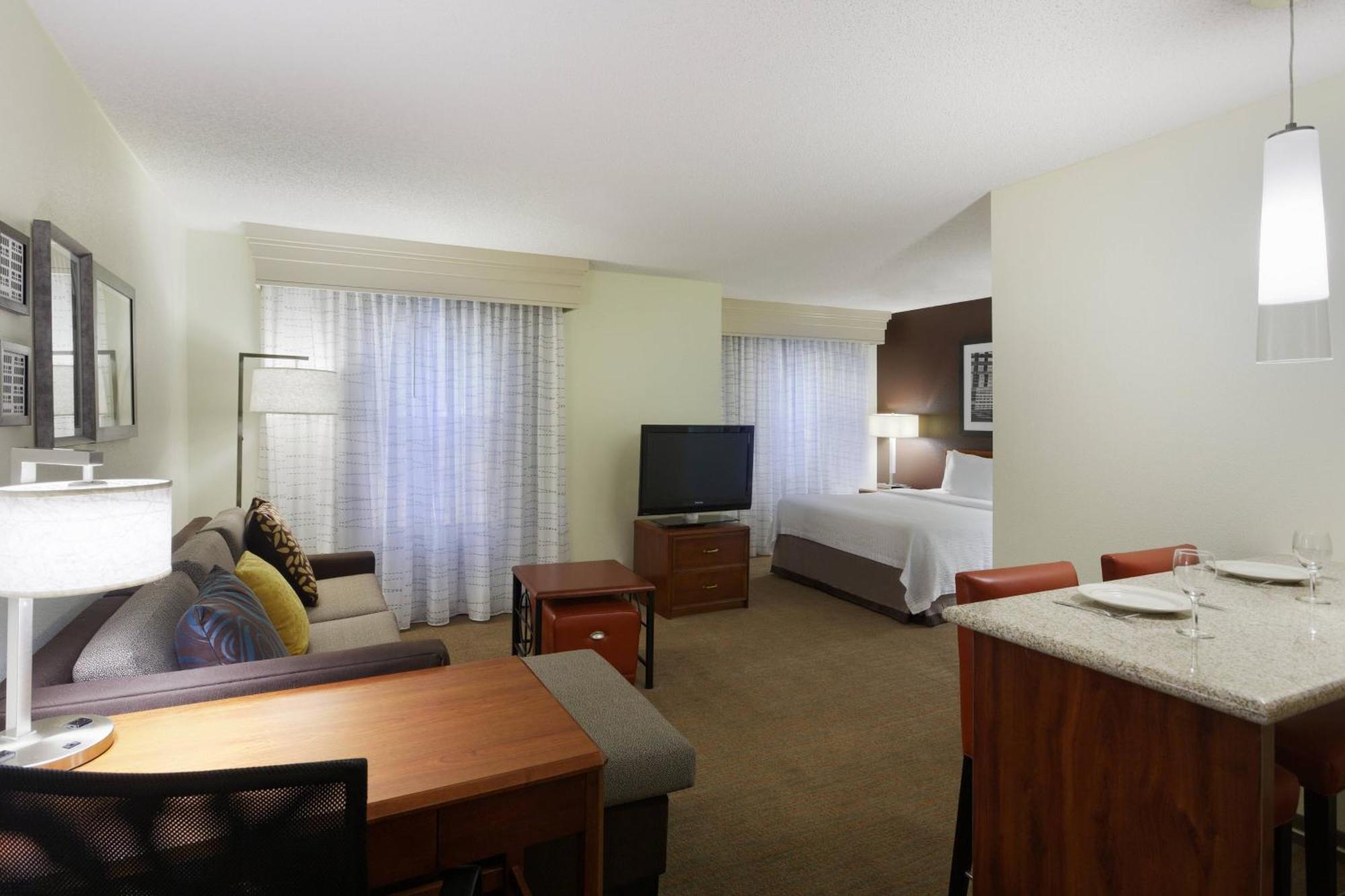 Greenville-spartanburg Airport Hotel 3*